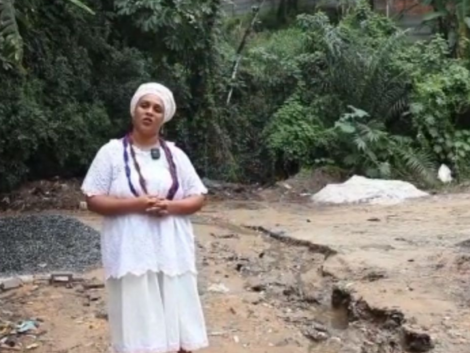 Demolição de terreiro